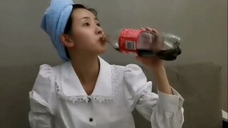 جميلة تشين دولينغ، أنت تجريدية حقًا!!!