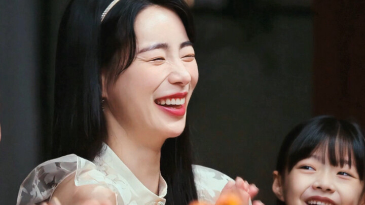 Yeonjin à, từ nay về sau sẽ không còn được sống sung sướng nữa rồi.