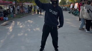 大学校园惊现艾路迪克学长，沉浸式演绎《faded》