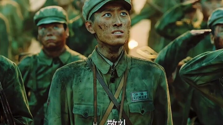 เหล่าทหารผู้เป็นลูกหลานของประชาชนจีนผู้ยิ่งใหญ่ ยอมนอนข้างถนน ดีกว่าจะรบกวนชาวบ้าน