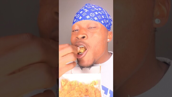 RATING SPICY CHICKEN NUGGETS #shorts #tiktok #spicy #food #mcdonalds