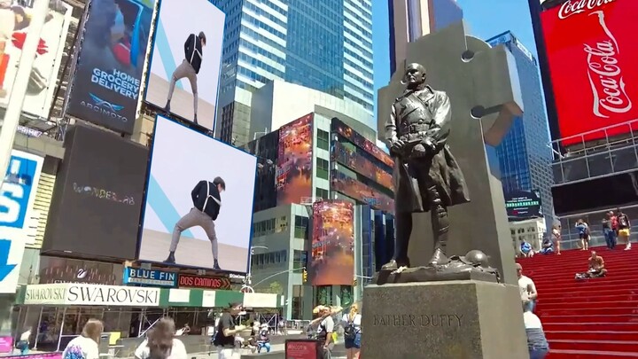 غير متأكد، لنرى مرة أخرى...