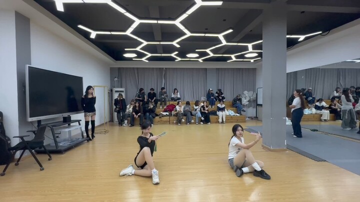 Who knew the streamer club had final exams too?