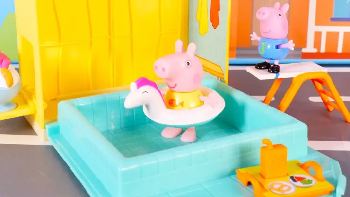 Peppa Pig's swimming pool play house toys