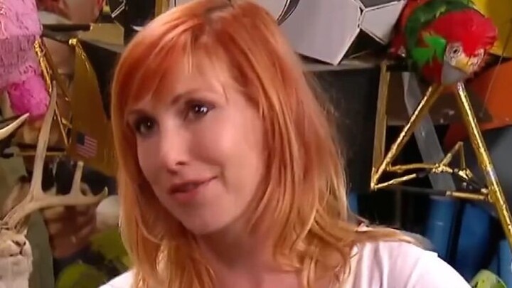 Apakah pelayan berdada besar akan mendapatkan tip lebih banyak?