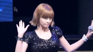 Korean girl group HelloVenus Kwon Nara's "Sticky Sticky" extended version mashup