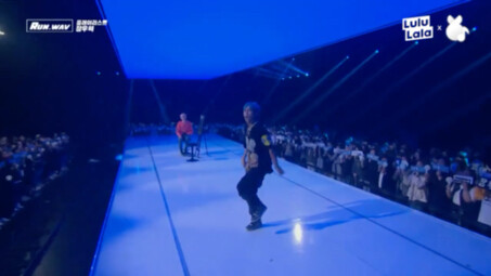 张佑赫 HOT时期及个人时期舞蹈串烧 。这绝对是身体的记忆。