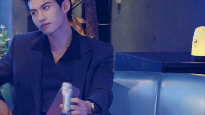 คนแบบฟ่านเซียวที่ไต่เต้าขึ้นมา มักจะจัดการกับเมียน้อยได้เด็ดขาดที่สุด