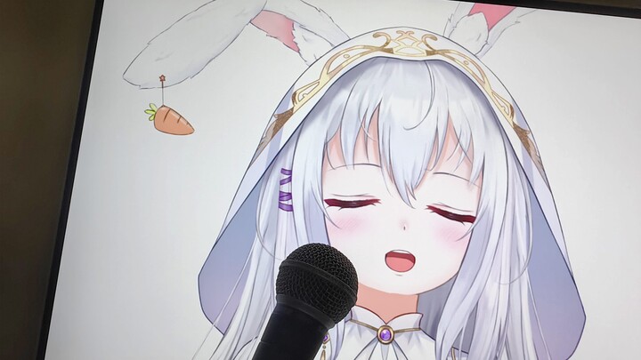 The mascot finally learned to stream on their own!! The real person behind it is retiring!