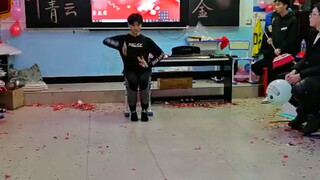 【囍】Bìa phiên bản Qi San