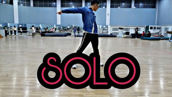 This man is damn sweet, and he's going to shine today too | Male solo cover