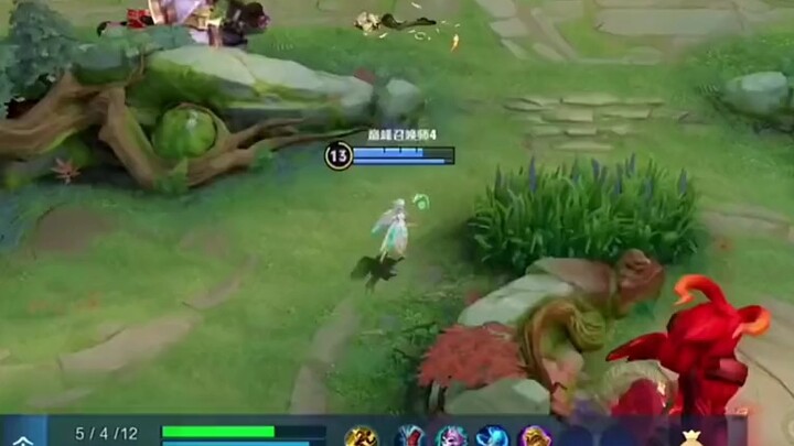Come and catch me, you idiot!