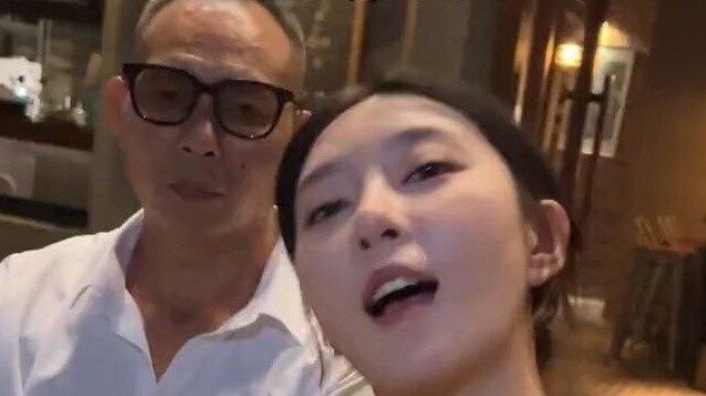 Rào cản trên con đường trở thành người độc thân này, tôi nghi ngờ là bố tôi cố tình làm vậy! !