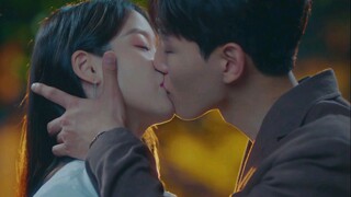 【IU Yeo Jin Goo】Koleksi klip ciuman "Hotel Denarau"