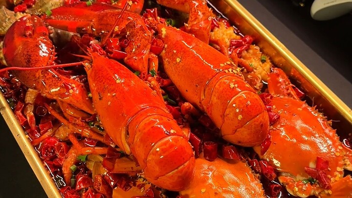 Trời lạnh rồi, tối nay ăn đêm chỉ cần đơn giản vài món hải sản cay tê thôi