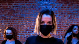 การสบตาก็น่าดึงดูดใจได้เหมือนกัน! ต่อต้านความไร้ประสิทธิภาพของท่าเต้นส้นสูง เก็บไว้เลย