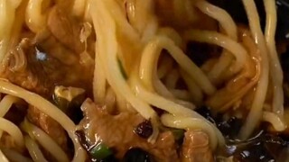 How dare you charge 50 yuan for a bowl of noodles!