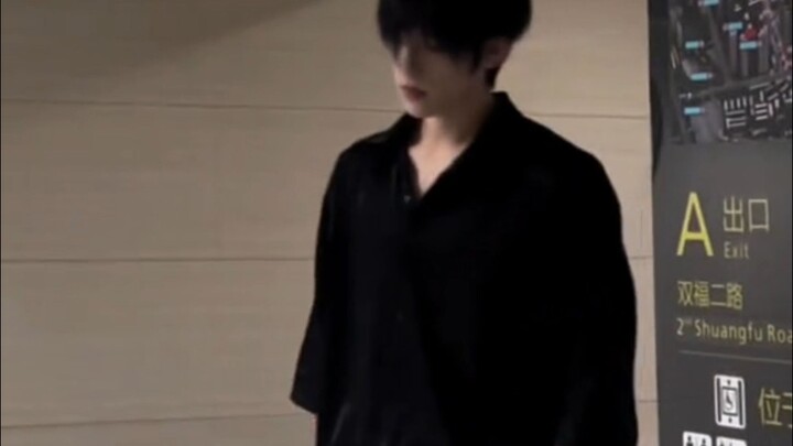 بعد كل هذه الحركات، شعرت وكأن مخي الصغير قد تقلص..