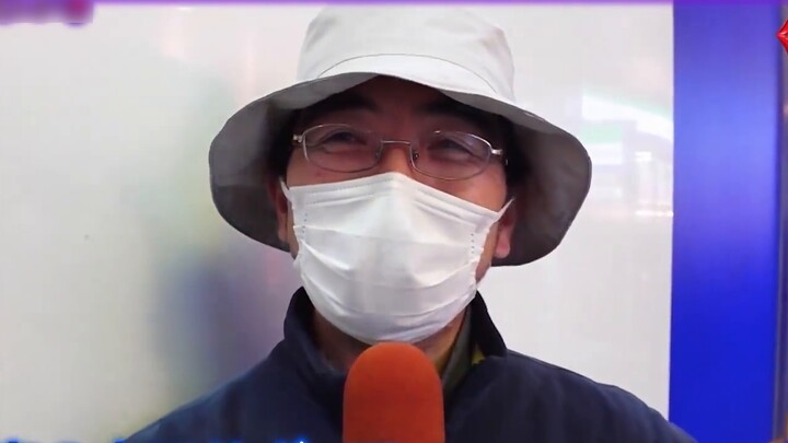Interviewing people on the streets of Japan, checking what's in their bags, and getting a glimpse in