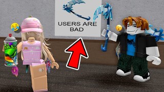 SPRAYING Players GODLIES in Roblox Murder Mystery 2..