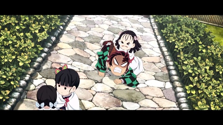 tanjiro  saving the girls
