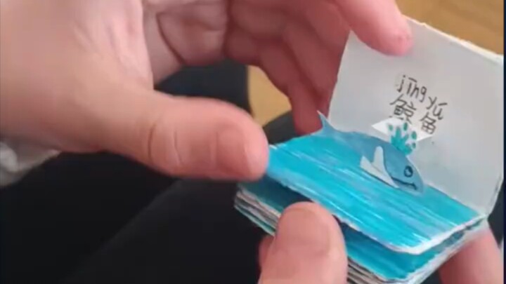 Daughter complains Mom didn’t even look at her artwork properly—so Mom decided to record it herself 