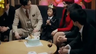 สายดีดซีรี่ย์_ (เต็มเรื่อง)สาวคลอดลูกให้ CEO แต่ถูกไล่ออกจากบ้าน หย่าร้างแล้วกลับมาล้างแค้น#พากย์ไทย