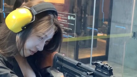 มองด้านข้างเป็นภูเขา มองด้านหน้าเป็นยอดเขา