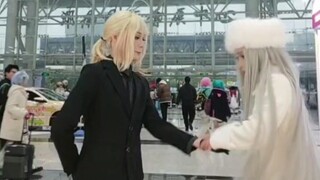 When Suit Saber and the lady start dancing together, Archer: ???