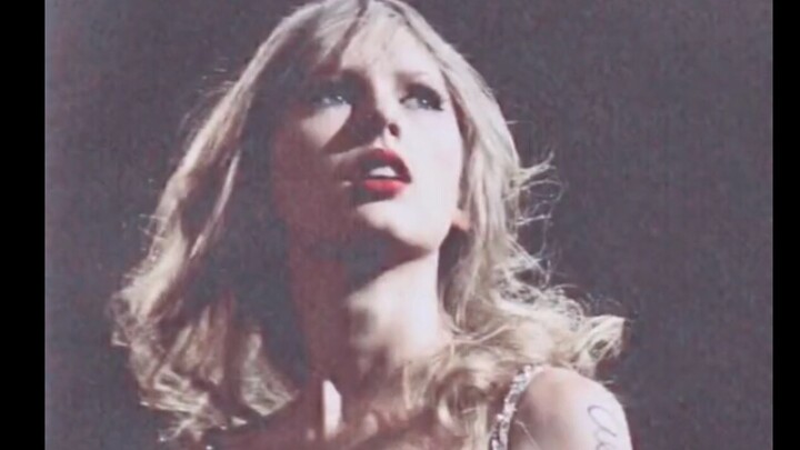 النجمة تضيء فقط من أجلك