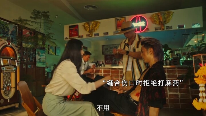 见面就送劳力士，这样的好大哥去哪找啊！#电影黑白潜行2 #黑白潜行2定档