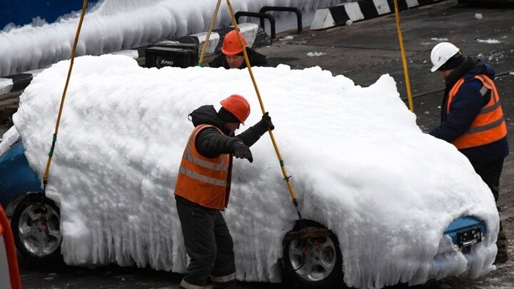 ทางขรุขระสำหรับผู้ชาย: งานที่มองแล้วเพลิดเพลิน
