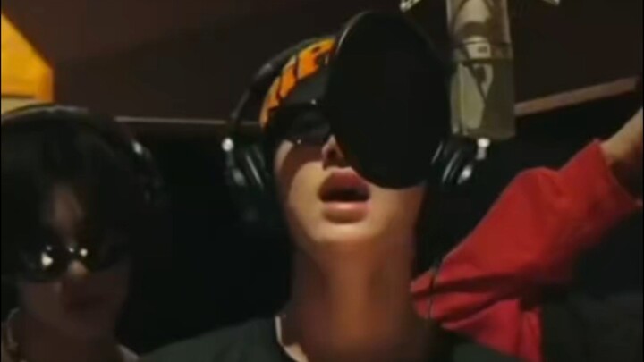 cortis - loose                       not mine