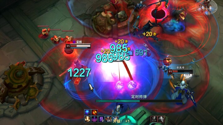 The most satisfying Mage + back-to-basics Time Lord: refresh W with Q. The Mage’s strength hinges en