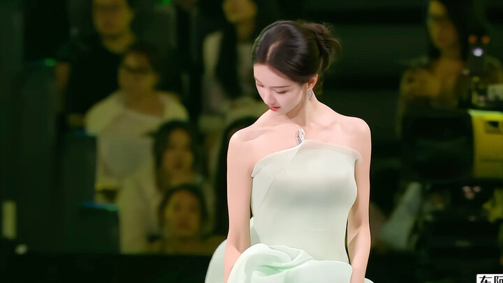 In 2023, she was still a third‑lead supporting actress; by 2025, she’s already a top‑tier lead toppi