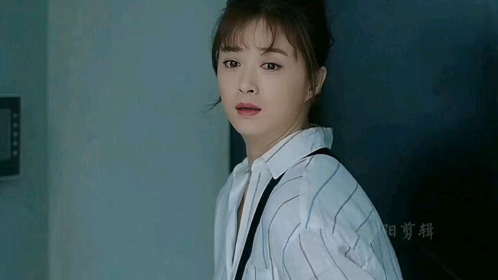 متابعة إقلاع طائرة السعادة للمرة الثانية بعد اللقاء