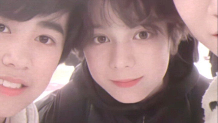 Is there really anyone who can resist little JayJay’s charm…?