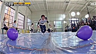 Watch till the end of🤣😂 bts jin🤣