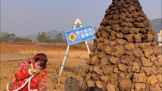 Guangxi folks' rural life—check out how delicious our clay-roasted chicken is!