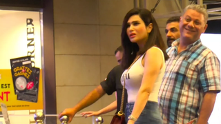 จามคนเล่นตลก