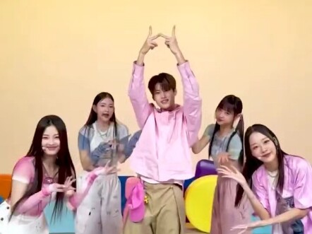 A bit shy pelvic SOHEE x VVUP's "locked on" challenge