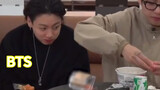 [BTS] Jungkook: Bintang dunia pamer makan telur! Hyung, kau mau juga? 