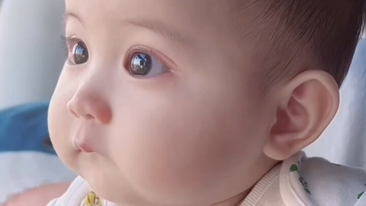 When you accidentally end up with a beautiful, thrifty little baby