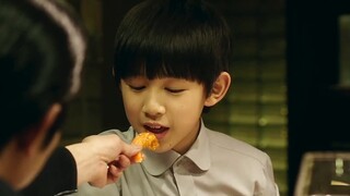 ผู้กำกับ: "นักแสดงยอดเยี่ยมมาก! แต่บทสมทบยังขาดๆ เกินๆ หน่อย!" "ผู้มาเยือนที่เป็นความลับ"