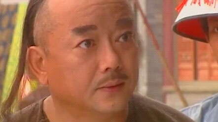 Heshen disguised himself as a beggar to investigate a case, only to be caught by the authorities and