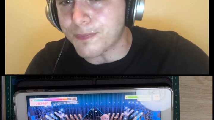 “当你打音游为了装逼选了自己打不了的难度时be like:”