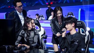 【鸿糖糍巴】娱乐圈女明星&电竞圈大神——你是我的精英（番外之致敬队友原音版+彩蛋）【热巴&33】