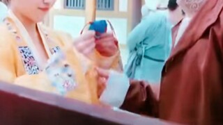 Giảm chiều không gian thật đáng sợ!! Các chương trình tạp kỹ ngày xưa thú vị hơn nhiều so với những 