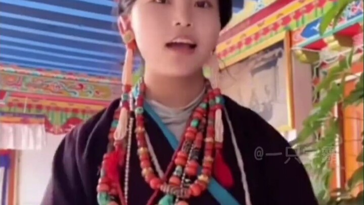 So you’re saying all museums only have replicas? Do you happen to have a set at home?