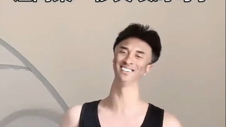 Lao Gui’s head made his classmate burst out laughing in an instant.